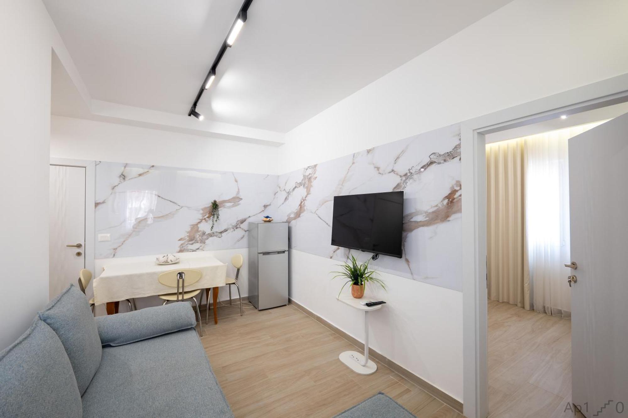 Al Mare Rooms ساراندا المظهر الخارجي الصورة