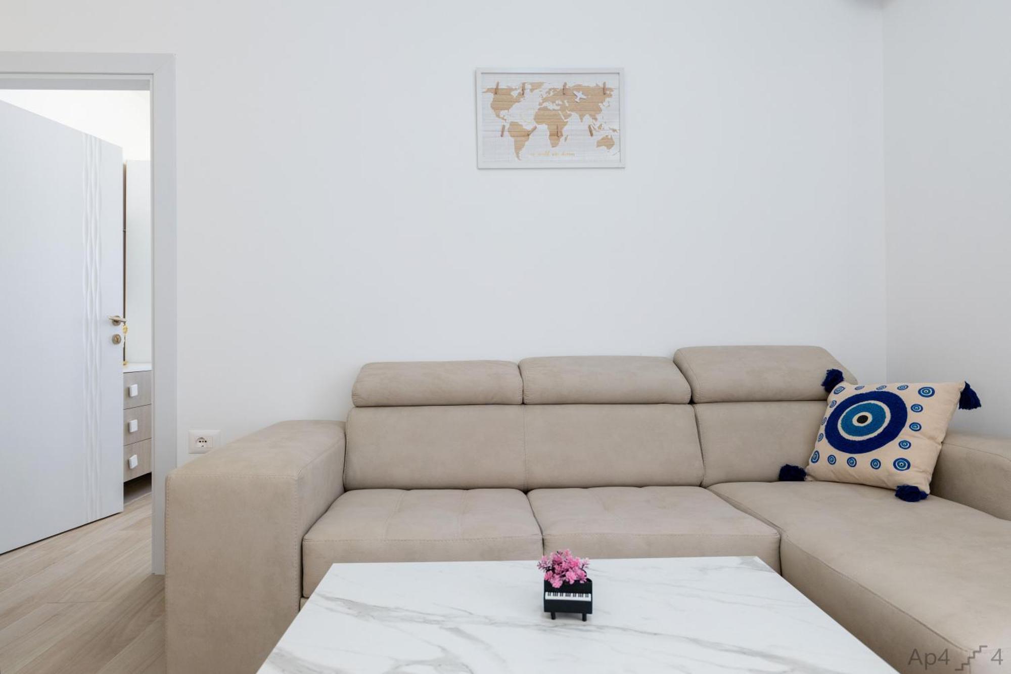 Al Mare Rooms ساراندا المظهر الخارجي الصورة