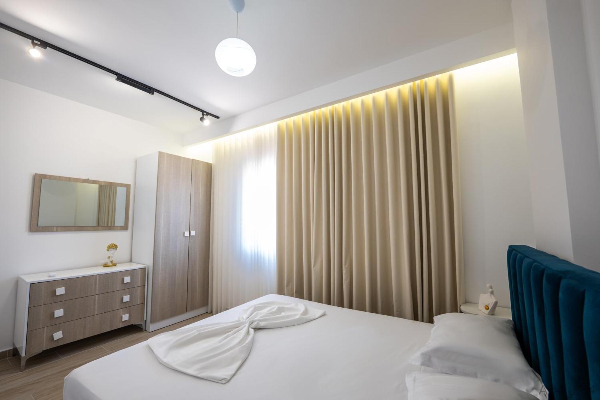 Al Mare Rooms ساراندا المظهر الخارجي الصورة