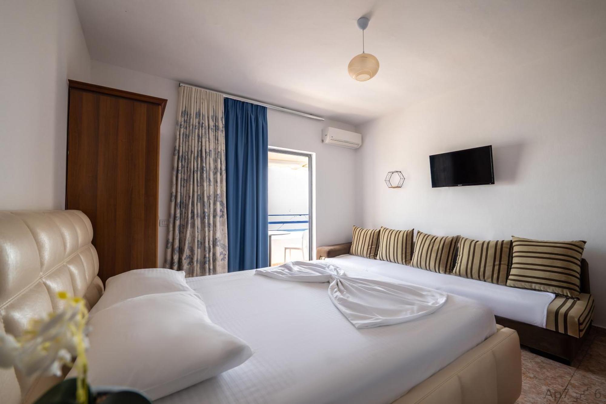 Al Mare Rooms ساراندا المظهر الخارجي الصورة